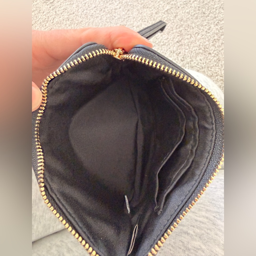 Coach Black Corner Zip Wristlet Crossgrain Leather NWT - Picture 3 of 4